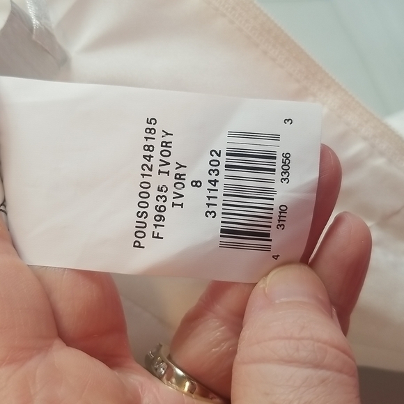 David's Bridal SZ 8 Wedding Dress Ivory High Neck Empire Waist Lace Halter FLAW - Picture 12 of 17